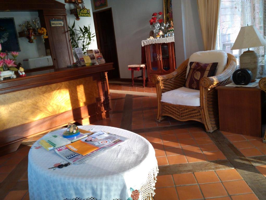 Inter House Hotel Bãi biển Kata Ngoại thất bức ảnh
