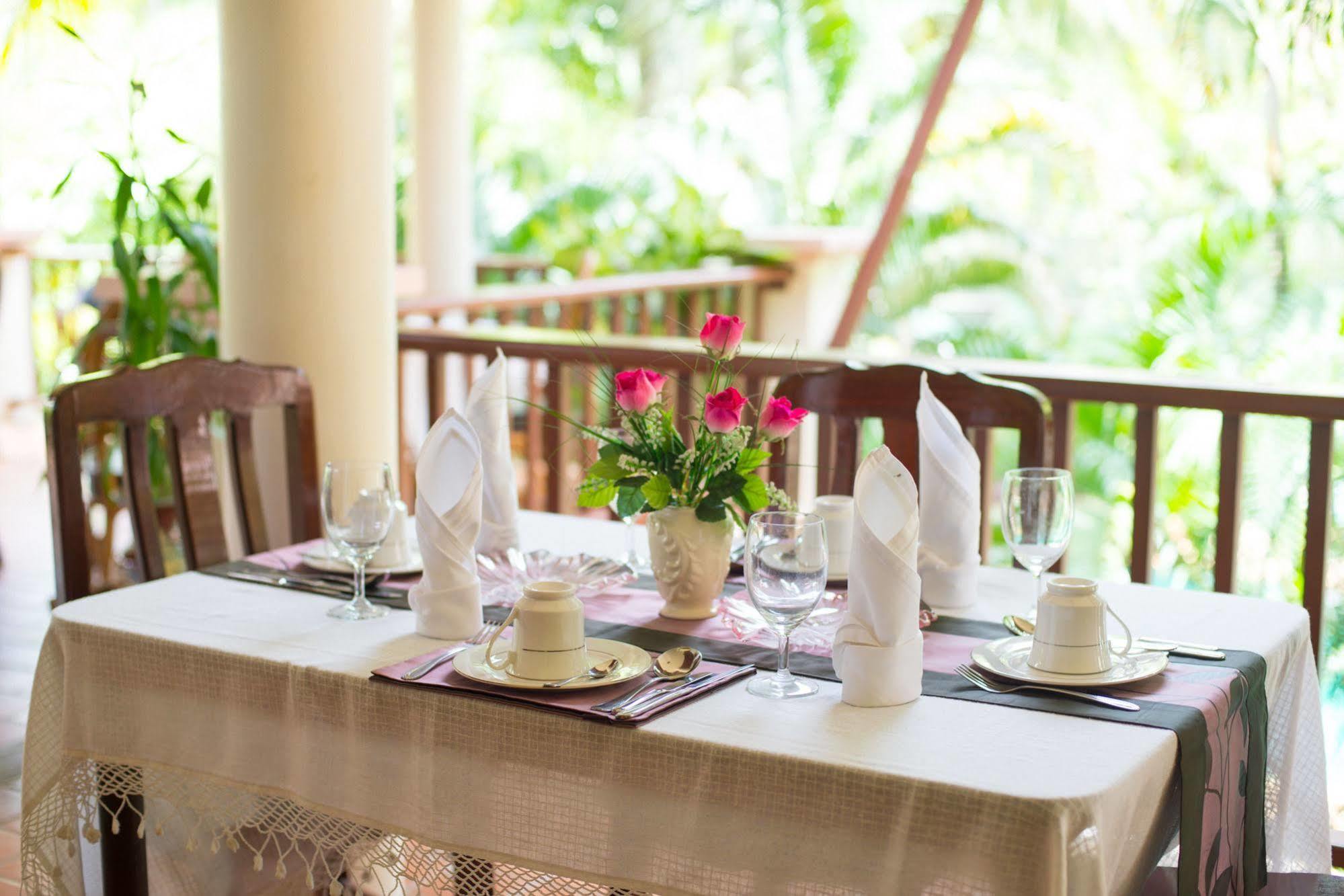 Inter House Hotel Bãi biển Kata Ngoại thất bức ảnh