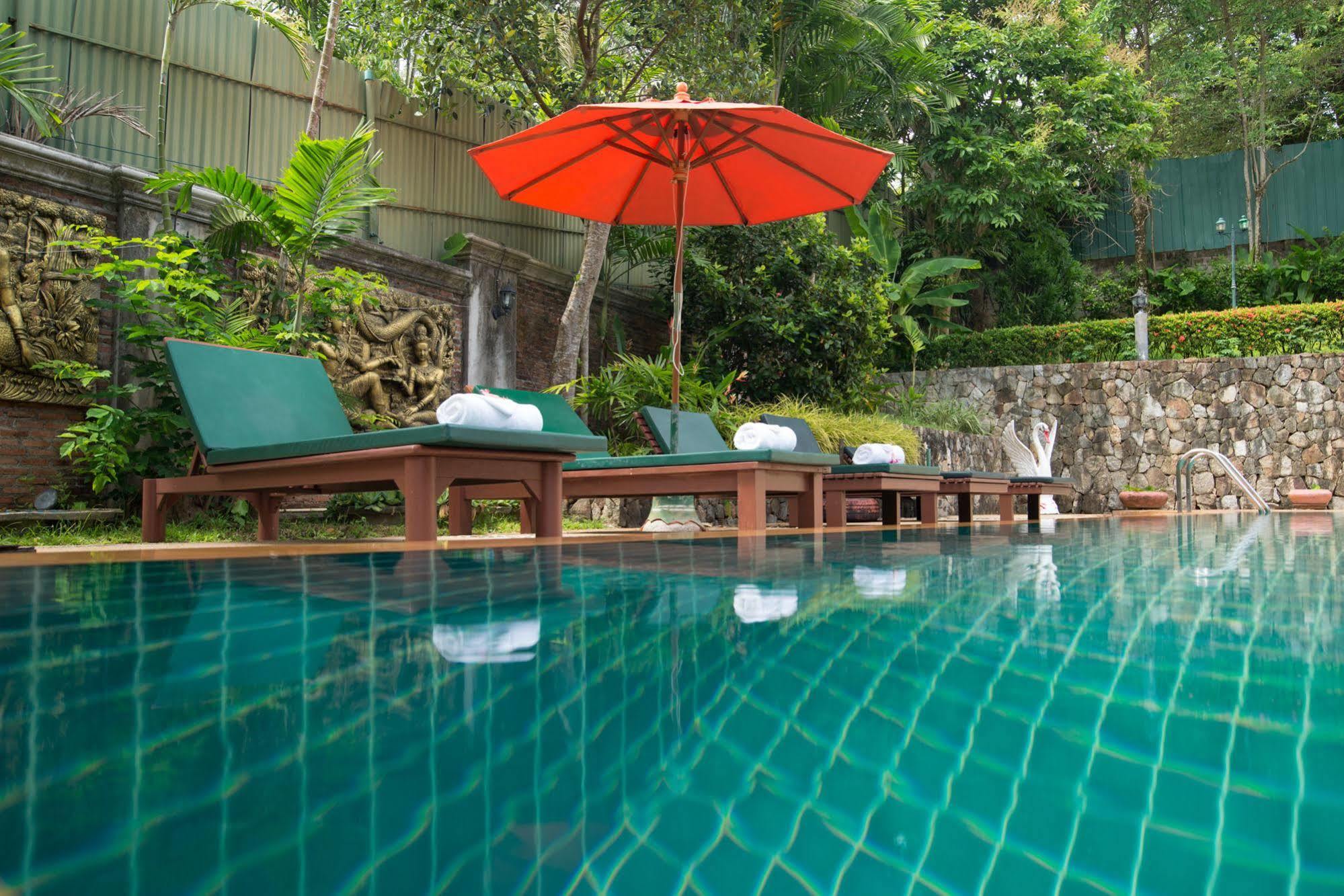 Inter House Hotel Bãi biển Kata Ngoại thất bức ảnh