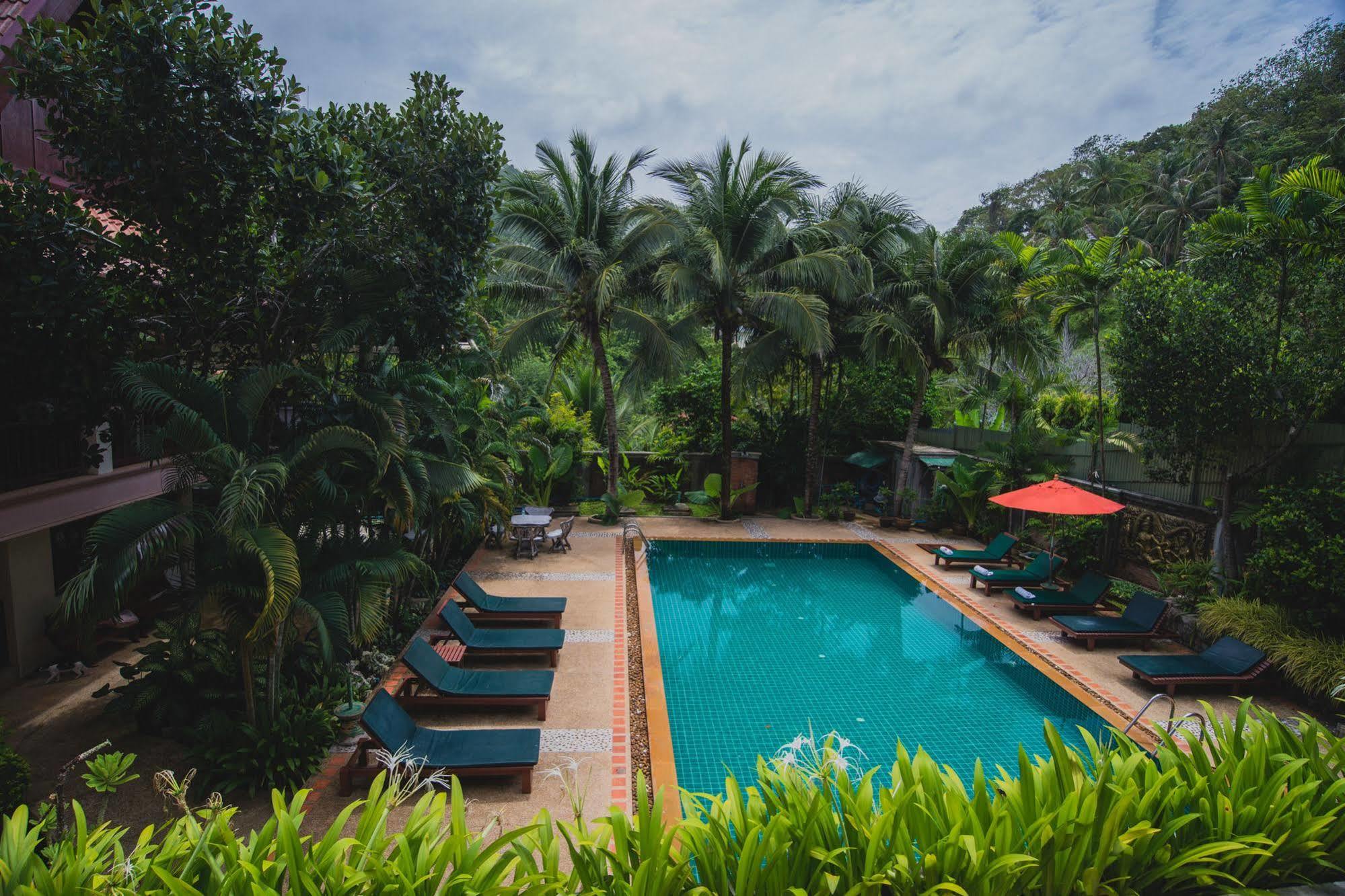 Inter House Hotel Bãi biển Kata Ngoại thất bức ảnh