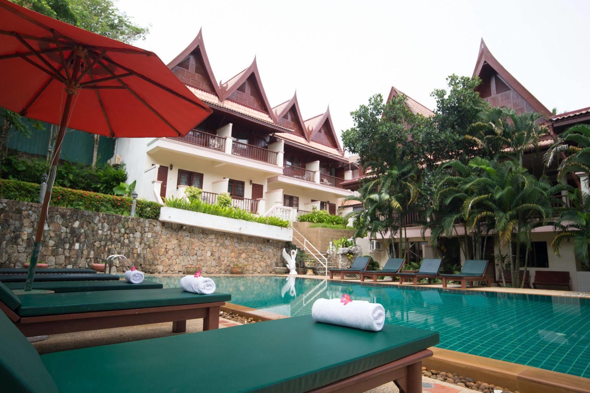 Inter House Hotel Bãi biển Kata Ngoại thất bức ảnh