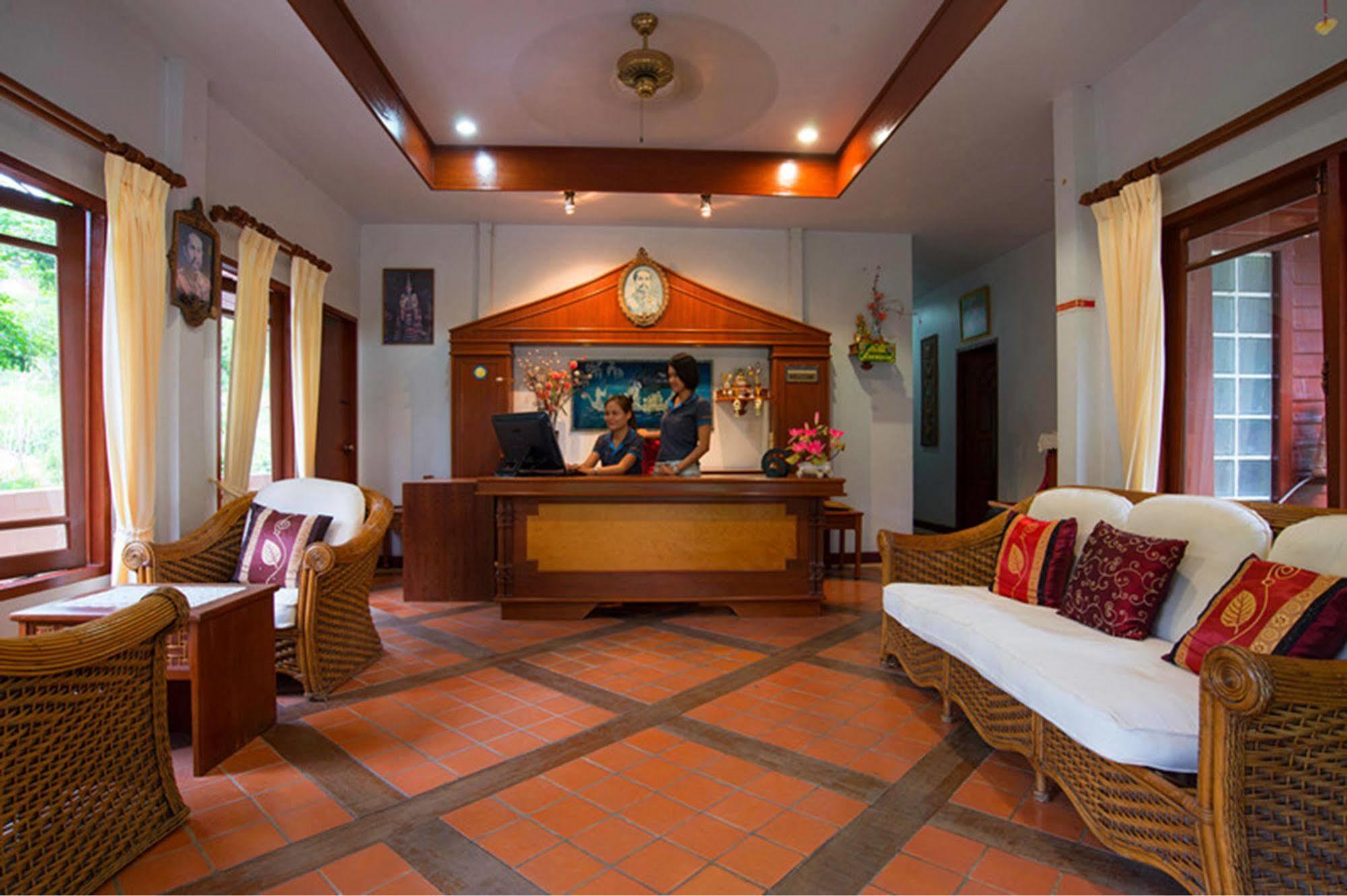 Inter House Hotel Bãi biển Kata Ngoại thất bức ảnh